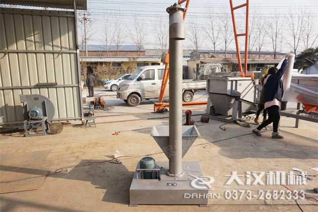 垂直螺旋（xuán）輸送機