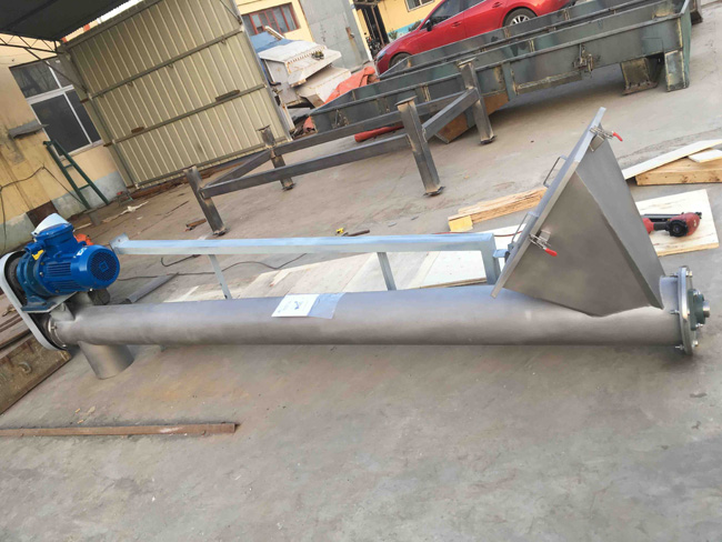 化（huà）肥輸送LS500型螺旋輸送機