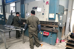 嚴格（gé）的生（shēng）產和（hé）質（zhì）量控製團隊